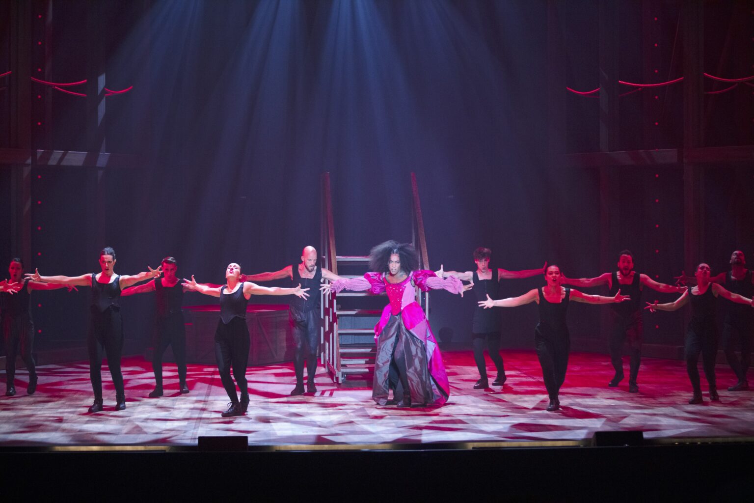 Critique : « Molière, le spectacle musical » au Dôme de Paris - Musical ...