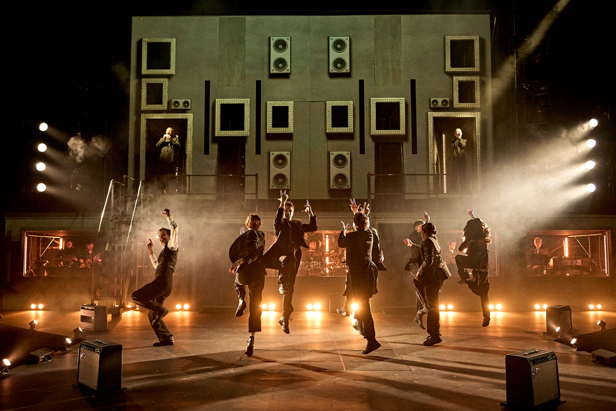 Hamlet Hail to the Thief ; Royal Shakespeare Company ; Aviva Studios ; Radiohead